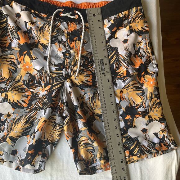 Good Fellow & Co. Mens Swimming Trunks size XL, Black & Orange, Tropical Floral - Picture 3 of 9